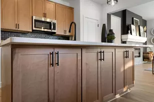 13761 Hollybrook Circle, Apple Valley, MN 55124 - Photo 16