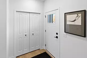 13761 Hollybrook Circle, Apple Valley, MN 55124 - Photo 2