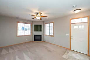 4781 Blaine Ave, Inver Grove Heights, MN 55076 - Photo 6