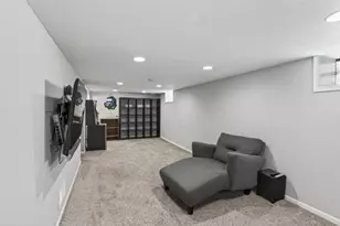 1032 Margaret St, Saint Paul, MN 55106 - Photo 16