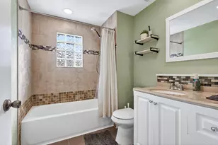 1032 Margaret St, Saint Paul, MN 55106 - Photo 8