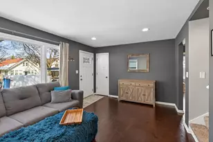 1032 Margaret St, Saint Paul, MN 55106 - Photo 4