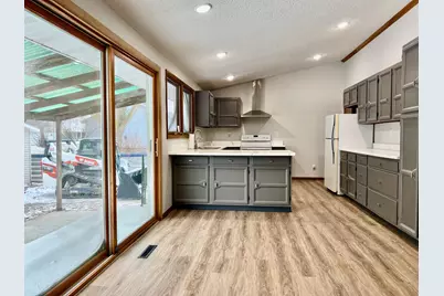 656 Chestnut Street, Big Stone City, SD 57216 - Photo 4