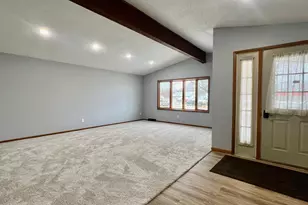 656 Chestnut St, Big Stone City, SD 57216 - Photo 2