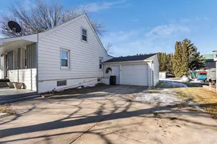 103 Schaaf St, Murdock, MN 56271 - Photo 2