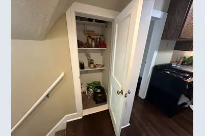 613 3rd Street SW upstairs #2, Willmar, MN 56201 - Photo 24