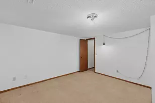 302 Cross St, Lake City, MN 55041 - Photo 38