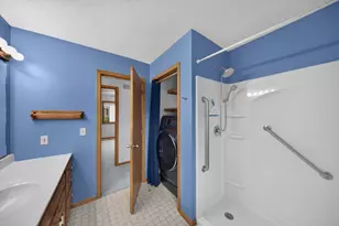 302 Cross St, Lake City, MN 55041 - Photo 38
