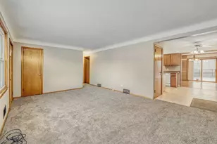 2196 Howard Ct, Saint Paul, MN 55119 - Photo 20