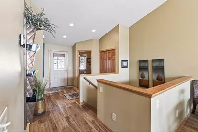 1585 Summit Shores Circle, Burnsville, MN 55306 - Photo 4