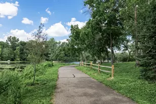 1585 Summit Shores Cir, Burnsville, MN 55306 - Photo 52