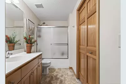 1585 Summit Shores Circle, Burnsville, MN 55306 - Photo 32