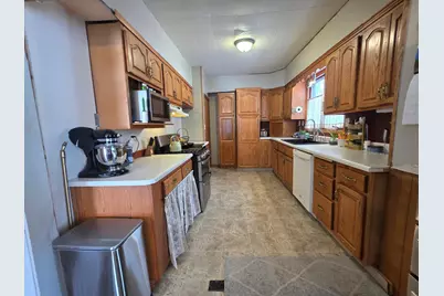 702 4th Street SE, Pipestone, MN 56164 - Photo 4