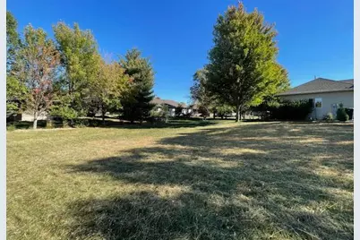 1506 18th Avenue SW, Austin, MN 55912 - Photo 6