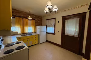 201 3rd St SE, Renville, MN 56284 - Photo 10