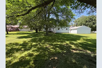 201 3rd Street SE, Renville, MN 56284 - Photo 8