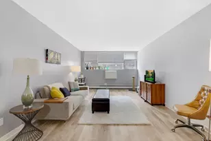 1770 Bryant Ave S, Minneapolis, MN 55403 - Photo 4