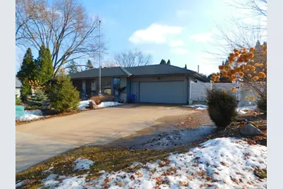 200 Colleen Avenue, Shoreview, MN 55126 - Photo 2