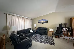 4212 Valley Dr NW, Rochester, MN 55901 - Photo 8