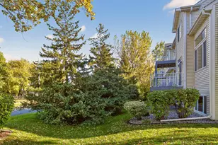 2177 Cool Stream Cir, Eagan, MN 55122 - Photo 40