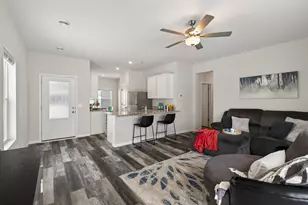 445 Wildflower Ln, Waverly, MN 55390 - Photo 4