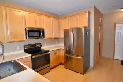 17556 Elm Road N, Maple Grove, MN 55311 - Photo 4