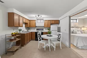 6483 Berkshire Ln N, Maple Grove, MN 55311 - Photo 10