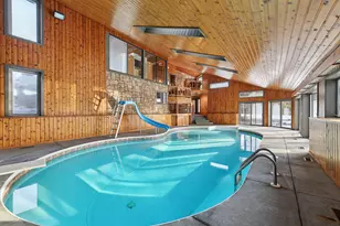 1063 Langston Ct, Shakopee, MN 55379 - Photo 2