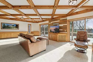 1063 Langston Ct, Shakopee, MN 55379 - Photo 4