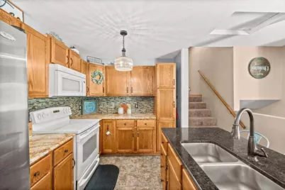 530 Jackson Street SW, Hutchinson, MN 55350 - Photo 6