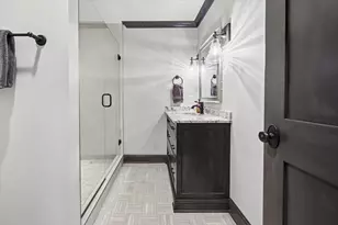 5204 Glengarry Pkwy, Edina, MN 55436 - Photo 70