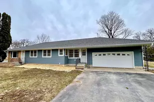 124 Cedar St SE, Mazeppa, MN 55956 - Photo 1