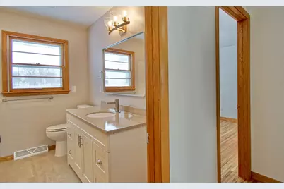 124 Cedar Street SE, Mazeppa, MN 55956 - Photo 32
