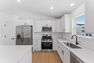 1015 Ashbury Ln NE, Hanover, MN 55341 - Photo 12