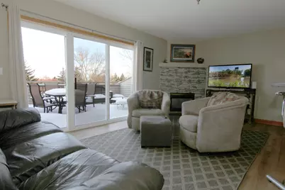 7337 Bond Way #18, Inver Grove Heights, MN 55076 - Photo 2