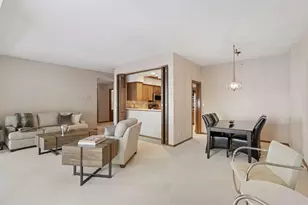 1235 Yale Pl, Minneapolis, MN 55403 - Photo 8