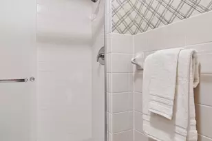 1235 Yale Pl, Minneapolis, MN 55403 - Photo 26