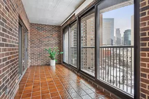 1235 Yale Pl, Minneapolis, MN 55403 - Photo 20