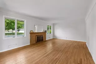 10013 Fremont Ave S, Minneapolis, MN 55431 - Photo 4