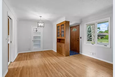 10013 Fremont Avenue S, Minneapolis, MN 55431 - Photo 6