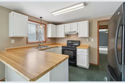 890 Maple Drive, Osceola, WI 54020 - Photo 6