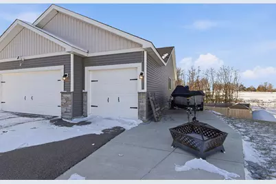 917 Mulberry Avenue NE, Montgomery, MN 56069 - Photo 4