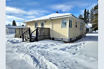 116 1st Street NW, Menahga, MN 56464 - Photo 2