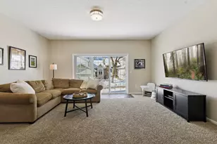 934 Kelly Ct, Chanhassen, MN 55317 - Photo 18