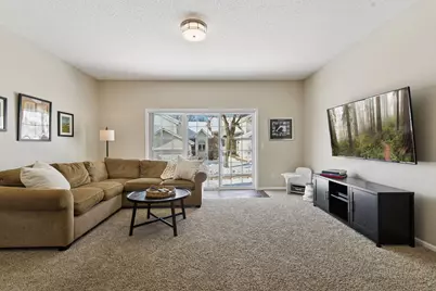 934 Kelly Court, Chanhassen, MN 55317 - Photo 18