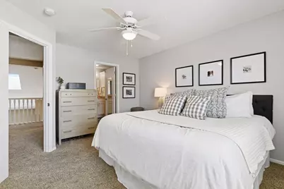 934 Kelly Court, Chanhassen, MN 55317 - Photo 14