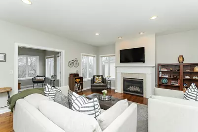 1532 Salem Court SW, Rochester, MN 55902 - Photo 8