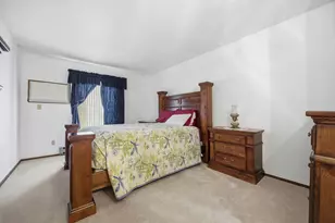 3305 15th Ave S, Fargo,  58103 - Photo 8