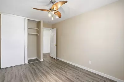 810 Old Settlers Trail #5, Hopkins, MN 55343 - Photo 14