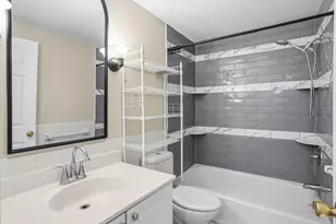 810 Old Settlers Trail, Hopkins, MN 55343 - Photo 16